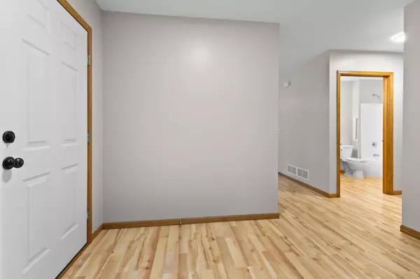 Chisago City, MN 55013,10993 Kirby BLVD