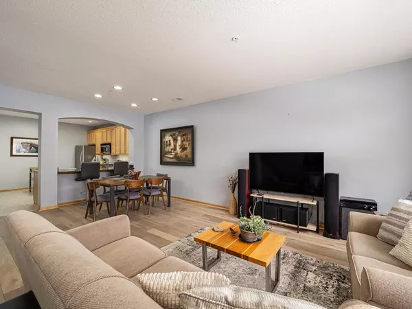 Saint Louis Park, MN 55416,5970 W 16th ST #712