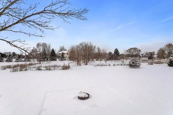 Hudson, WI 54016,972 Labarge RD