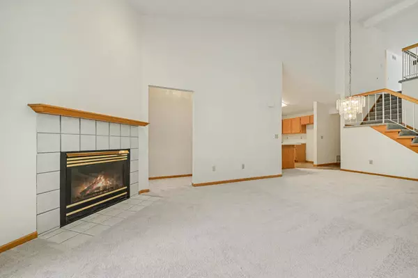 Eagan, MN 55122,4234 Boulder Ridge PT