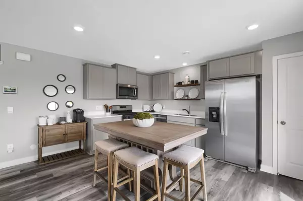 Shakopee, MN 55379,2155 Clearwater TER