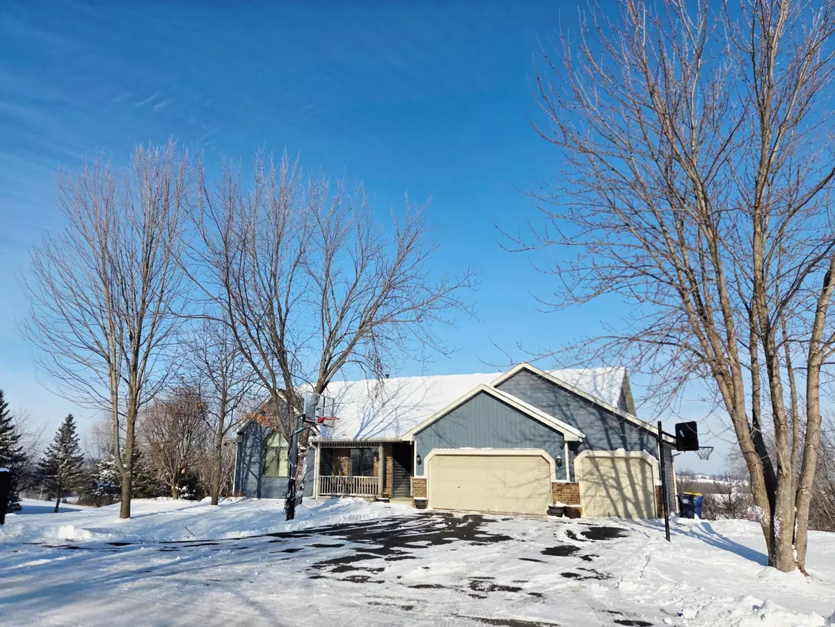 Lonsdale, MN 55046,412 Singing Hills DR SE