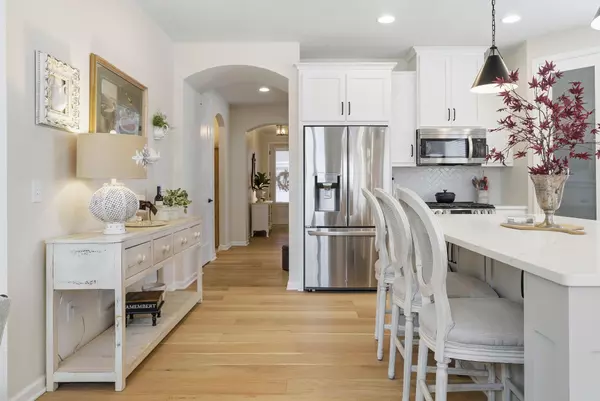 Chaska, MN 55318,6506 Harvest WAY