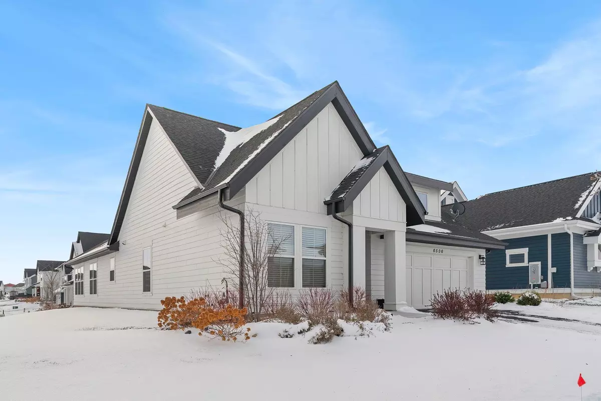 Chaska, MN 55318,6506 Harvest WAY