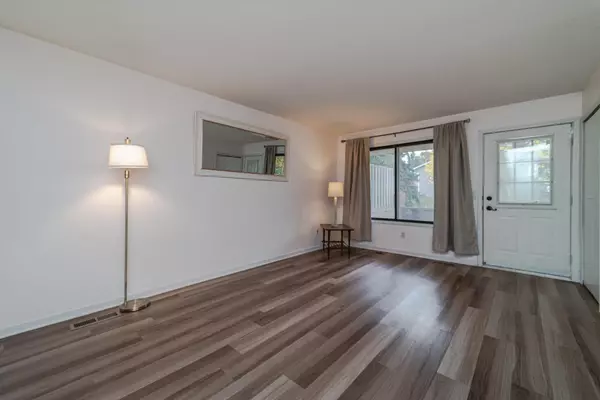 Oakdale, MN 55128,7656 13th ST N