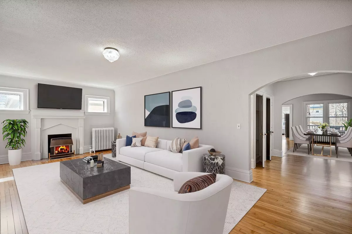 Minneapolis, MN 55405,2112 Emerson AVE S #3