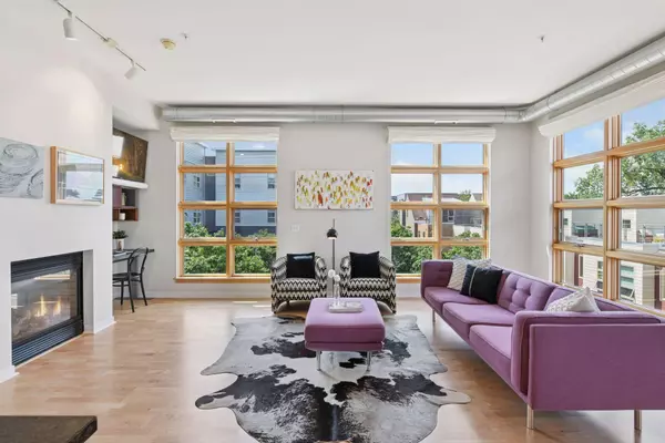 Minneapolis, MN 55408,2840 Bryant AVE S #E302