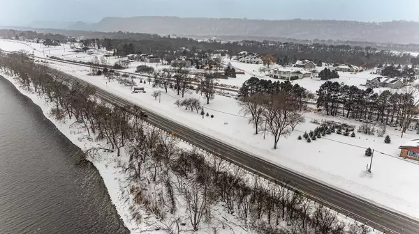 Lake City, MN 55041,36724 Highway 61 BLVD