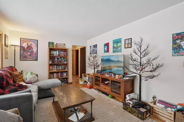 Blaine, MN 55434,10931 7th ST NE