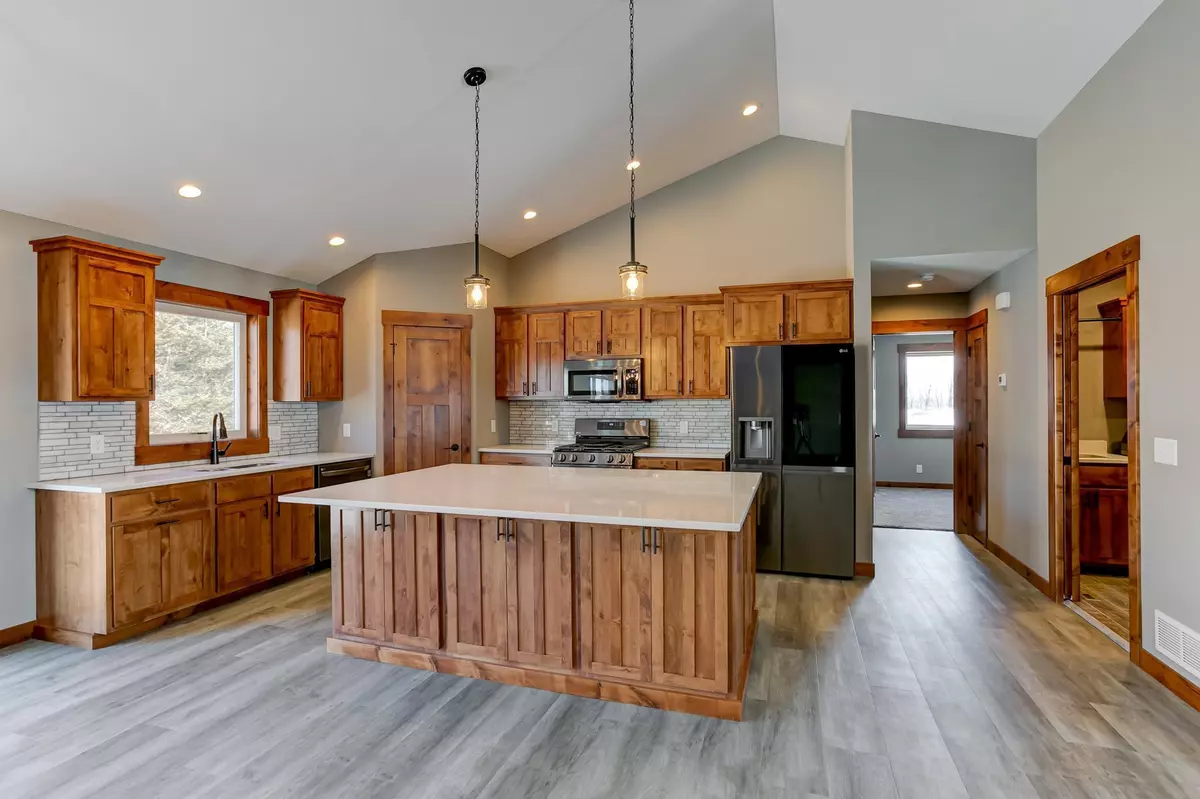 Hammond, WI 54015,1637 75th AVE