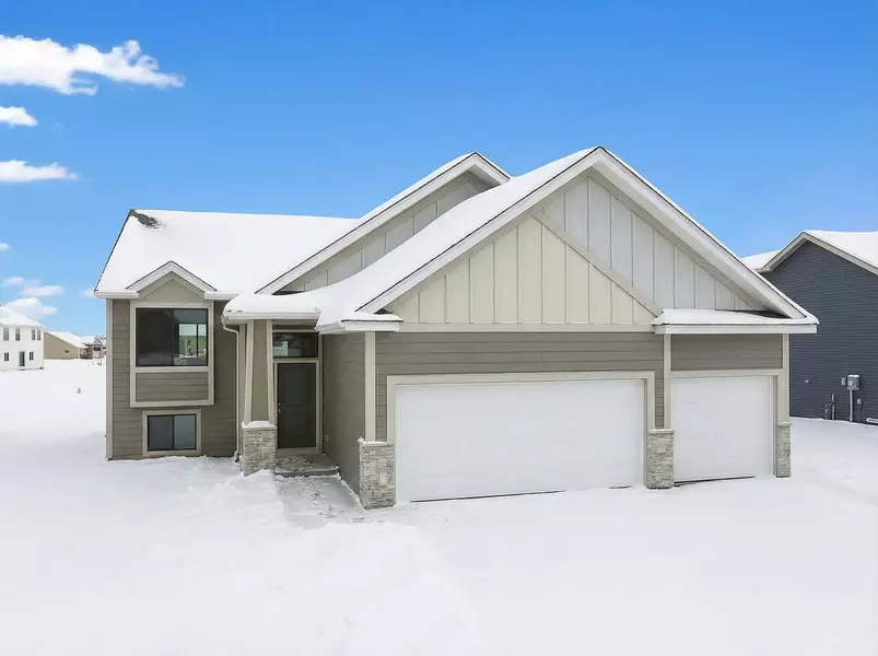 17750 Empire TRL, Lakeville, MN 55044