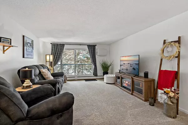 Eagan, MN 55121,3155 Coachman RD #310