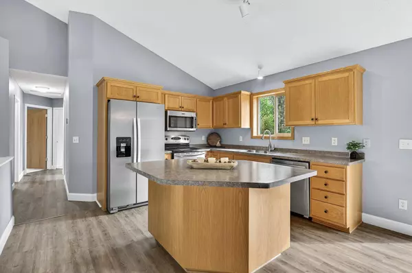 Champlin, MN 55316,5111 109th AVE N