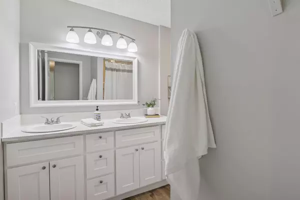 Maple Grove, MN 55311,14067 81st AVE N