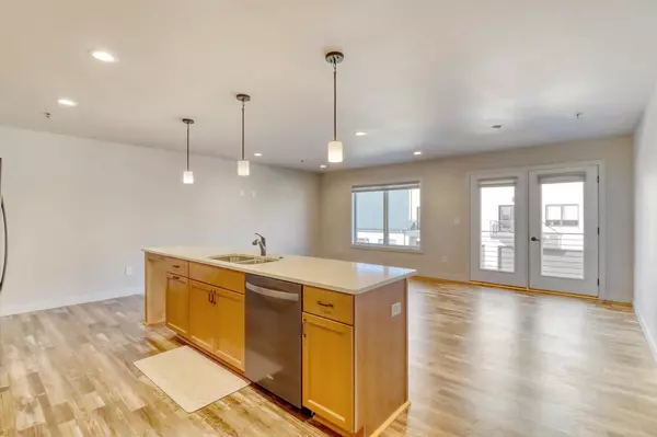 Fargo, ND 58104,4106 Arthur DR