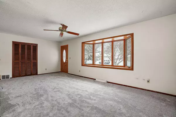 Champlin, MN 55316,10933 Gettysburg AVE N