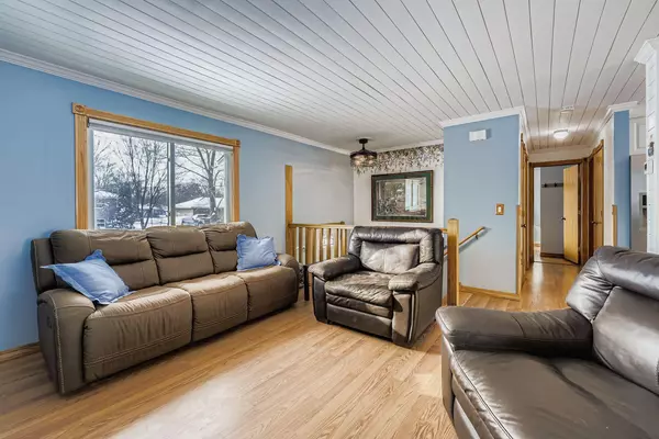 Coon Rapids, MN 55448,251 109th LN NW