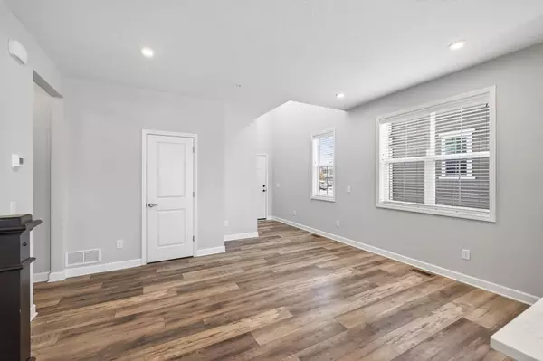 Woodbury, MN 55129,4270 Corn Silk LN