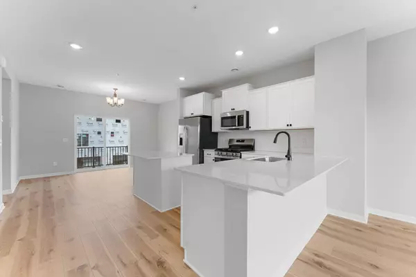 Ramsey, MN 55303,14592 Rhinestone TER NW