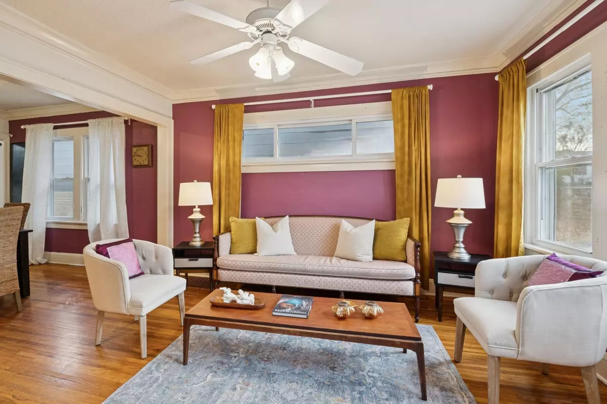 Minneapolis, MN 55407,4217 12th AVE S