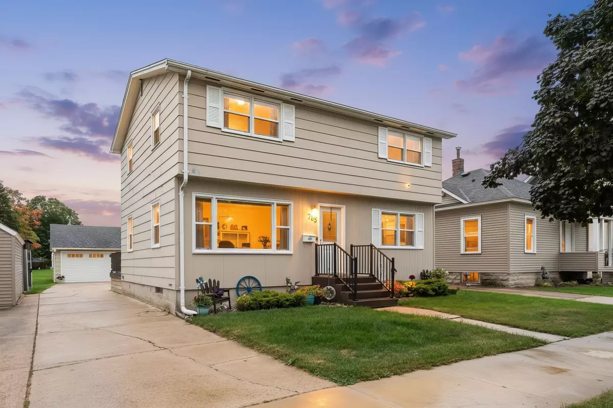 Austin, MN 55912,705 11th AVE NW