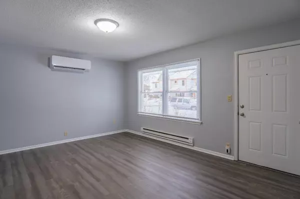 Minneapolis, MN 55430,5048 Girard AVE N