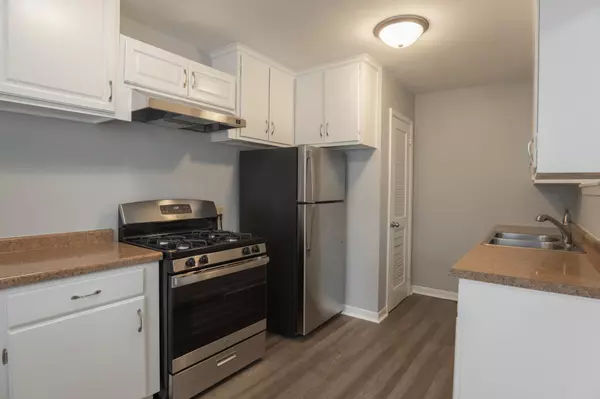 Minneapolis, MN 55430,5048 Girard AVE N