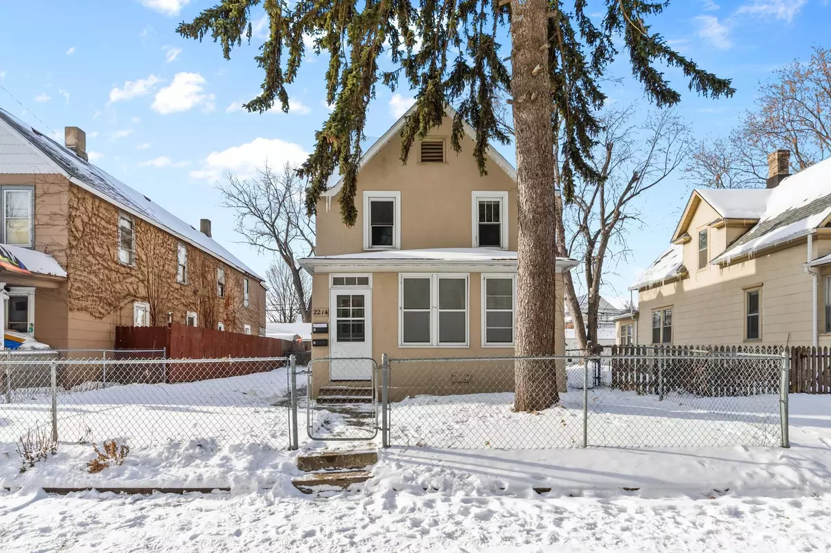 Minneapolis, MN 55418,2214 California ST NE