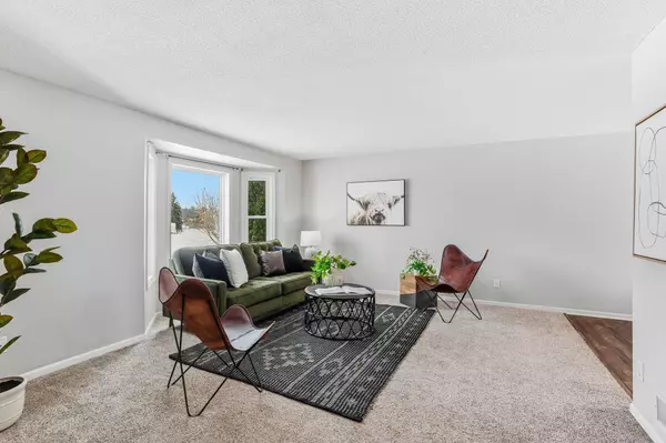 Hanover, MN 55341,832 Meander RD