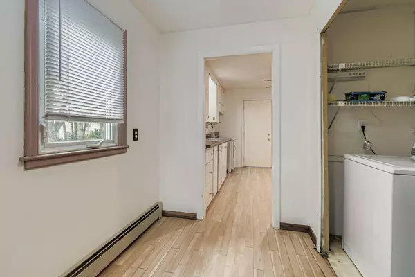 Bloomington, MN 55420,8232 Wentworth AVE S