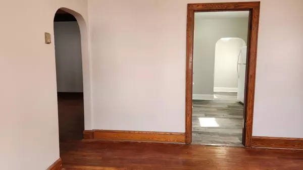 Fargo, ND 58102,735 14th ST N