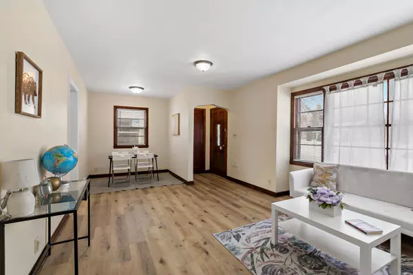 Saint Paul, MN 55119,2032 Ames AVE