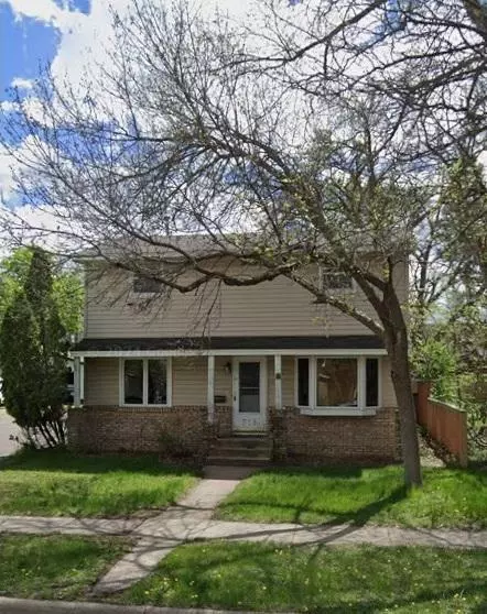 718 Jackson ST, Anoka, MN 55303