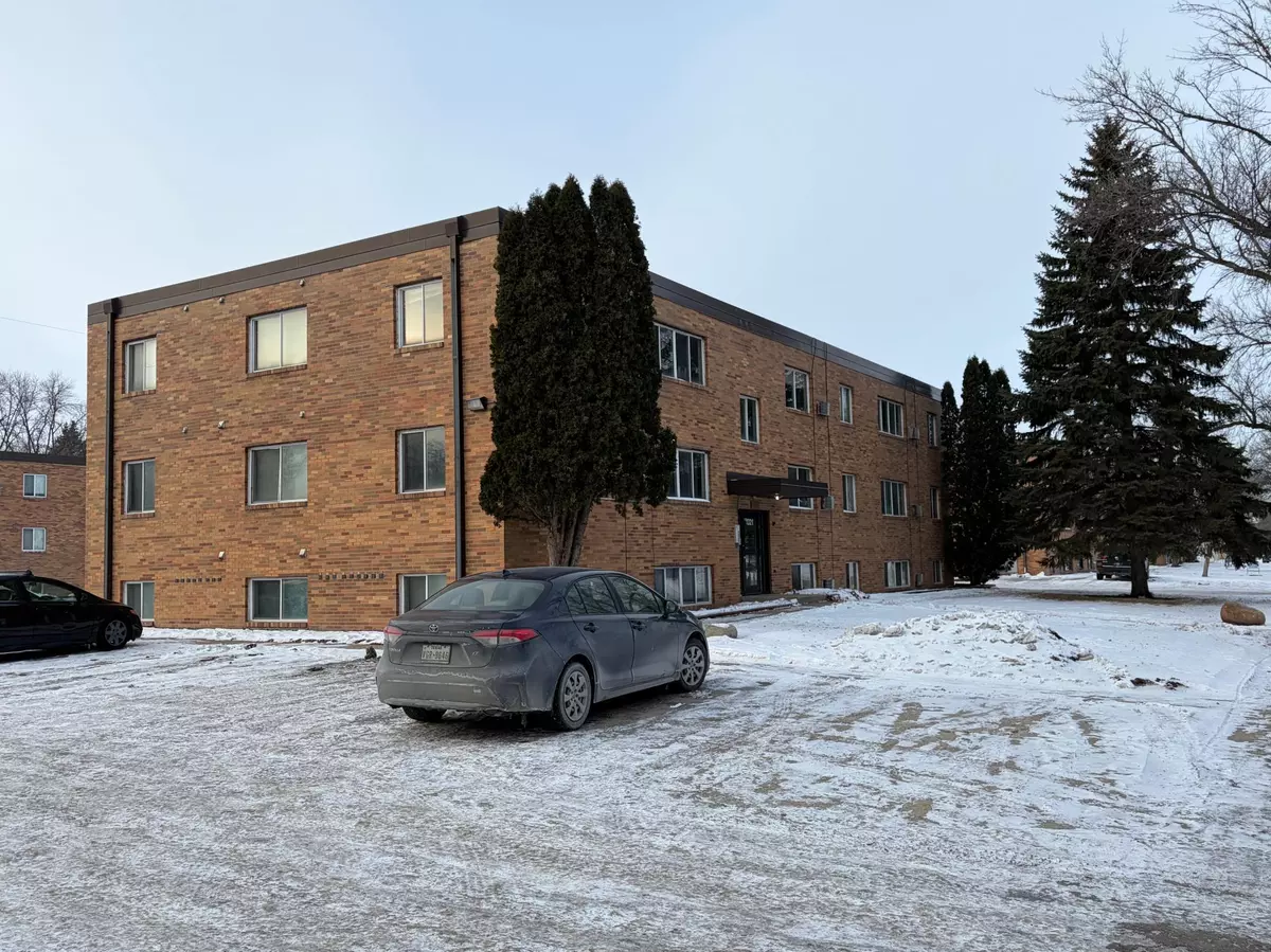 Moorhead, MN 56560,1321 20th ST S