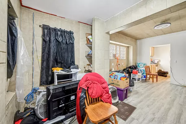 Minneapolis, MN 55408,3345 5th AVE S