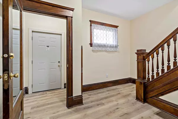 Minneapolis, MN 55411,2322 Bryant AVE N