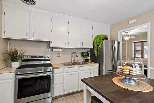 Minneapolis, MN 55418,3534 Johnson ST NE