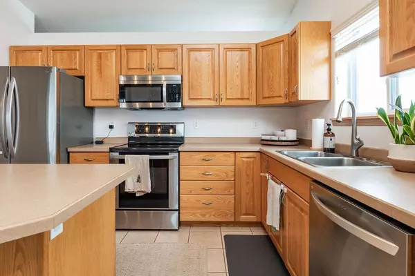 Fargo, ND 58104,4723 Clock Tower LN S