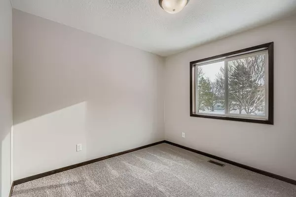 Lino Lakes, MN 55014,510 Lois LN