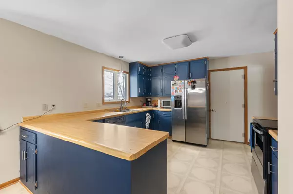 Plainview, MN 55964,845 3rd AVE NW