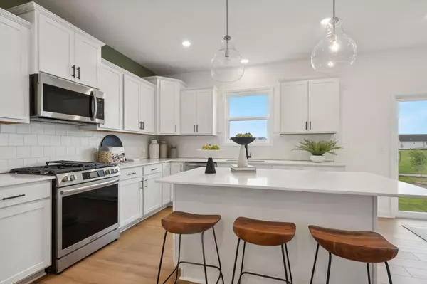 Lakeville, MN 55044,20341 Gadget CIR