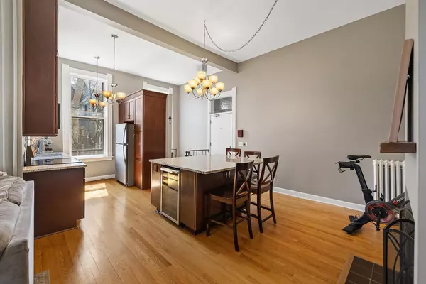 Saint Paul, MN 55102,112 Western AVE N #4