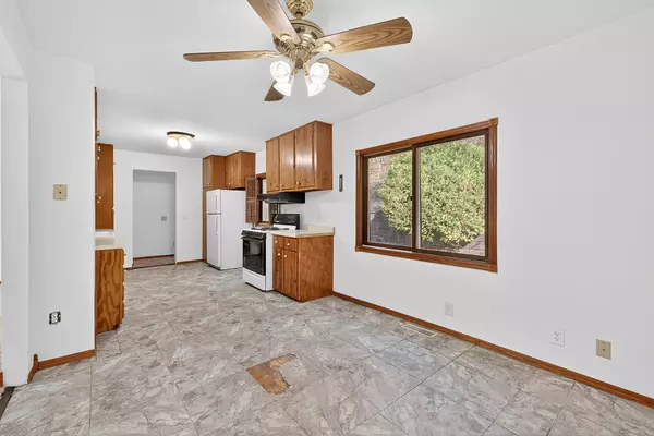 Carver, MN 55315,617 Broadway