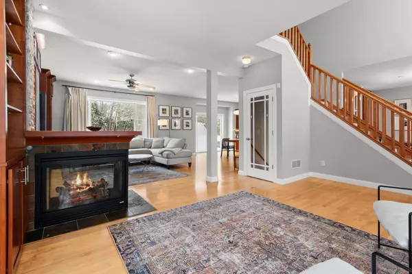 Woodbury, MN 55125,8048 Marsh Creek Alcove