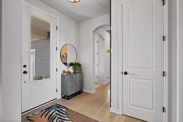 Chaska, MN 55318,6510 Harvest WAY