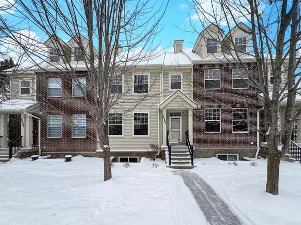 8322 Labont WAY, Eden Prairie, MN 55344