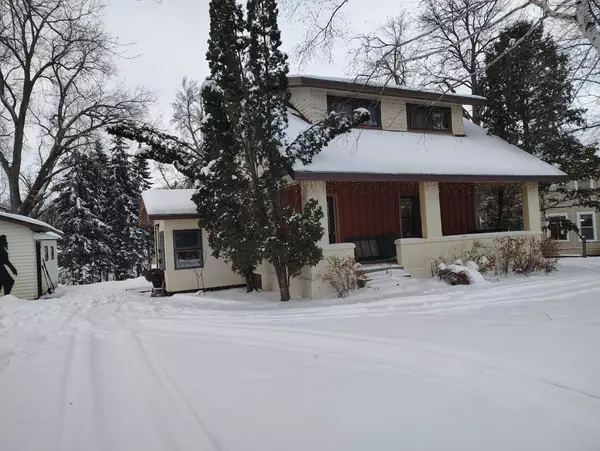 1027 Friberg AVE, Fergus Falls, MN 56537