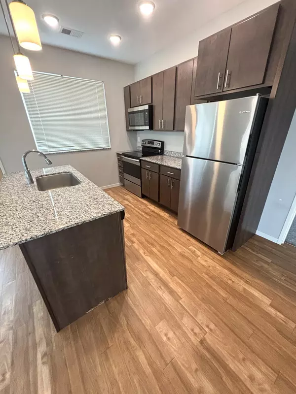 Crookston, MN 56716,1901 Pirate DR ##306