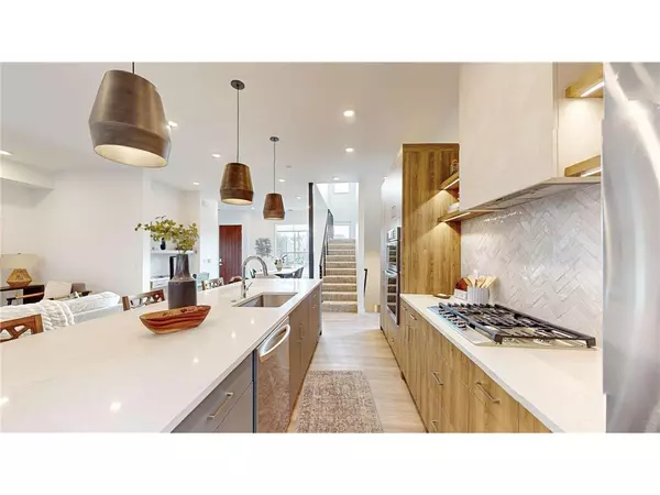 Excelsior, MN 55331,4 West DR