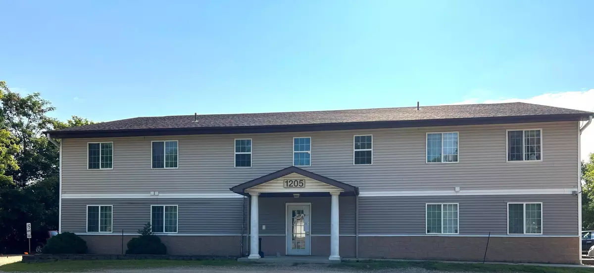 Litchfield, MN 55355,1205 S Sibley AVE ##105